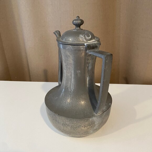 Vintage Pewter Pitcher by Ray Silver Co. 364 - Coffee, Tea, Barware - Picture 2 of 6